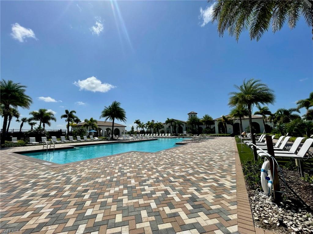 MAPLE RIDGE - Residential