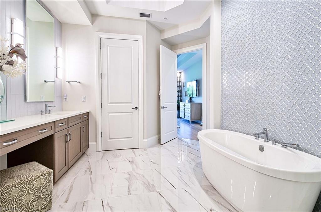 CORSICA - Residential