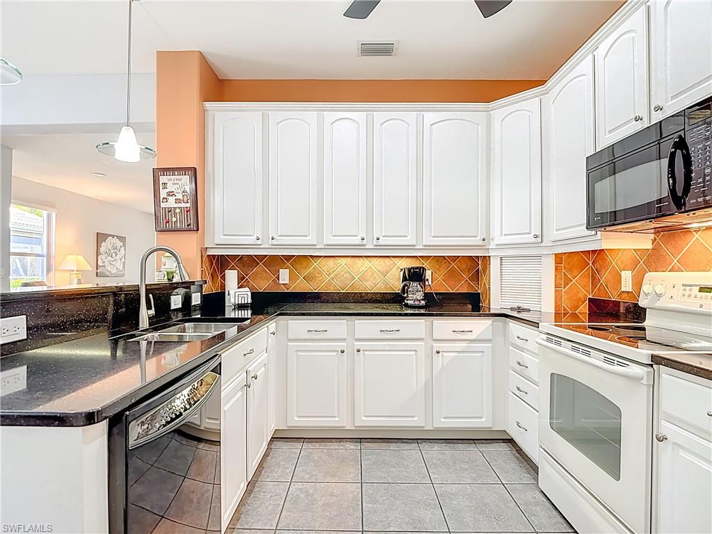 HERONS GLEN - Residential