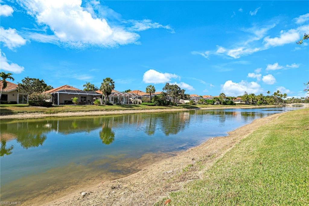 VILLAGE WALK - Residential