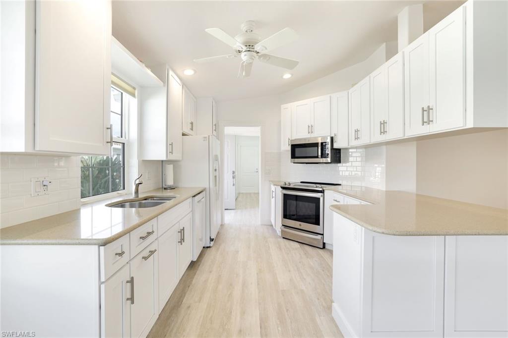 VILLAGE WALK - Residential