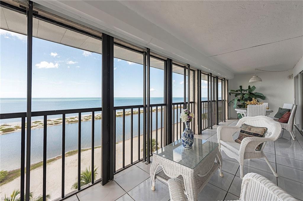 EDEN HOUSE CONDO - Residential