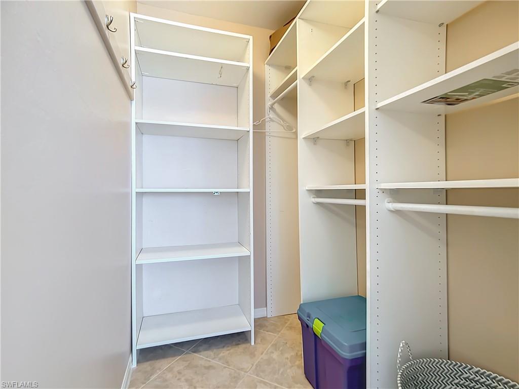 DEL VERA COUNTRY CLUB - Residential