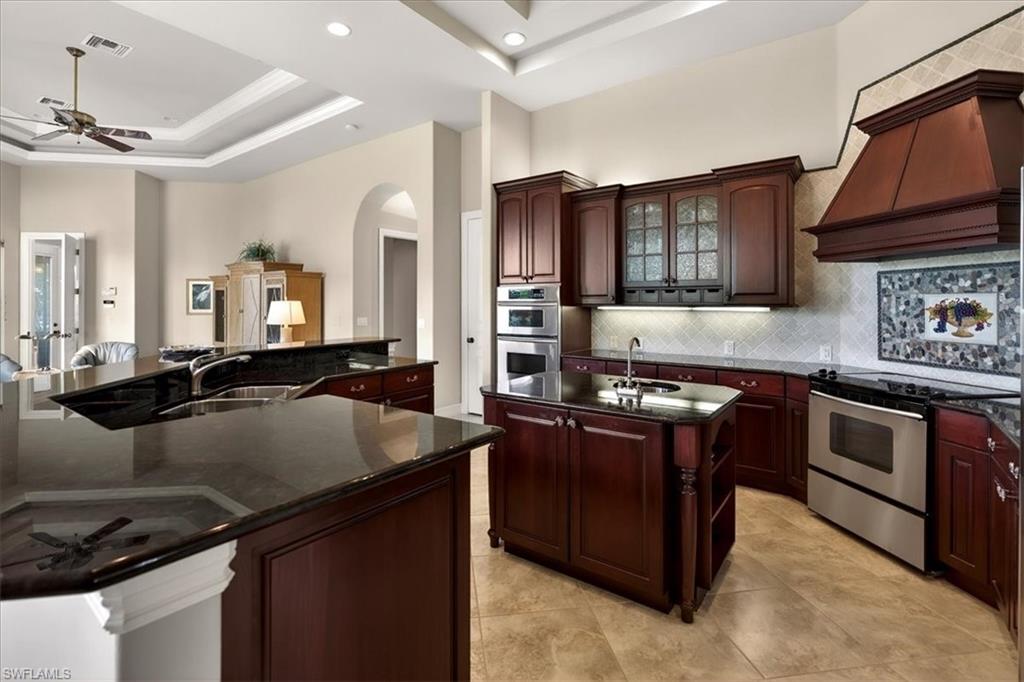 IMPERIAL GOLF ESTATES - Residential