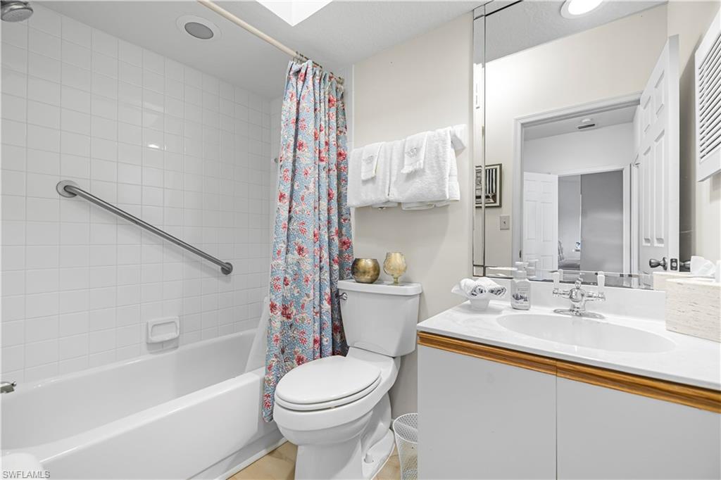 CHARDONNAY - Residential