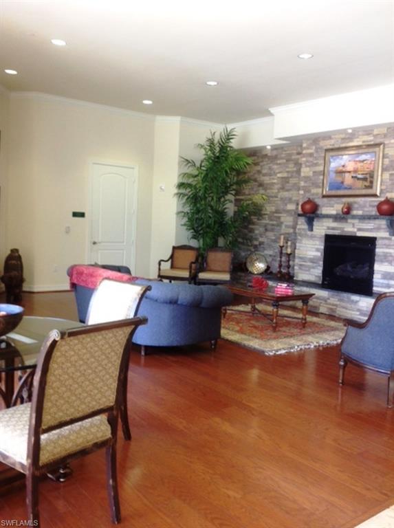 NORTH STAR YACHT CLUB - Residential