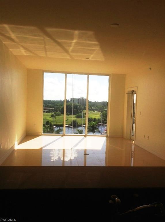 NORTH STAR YACHT CLUB - Residential