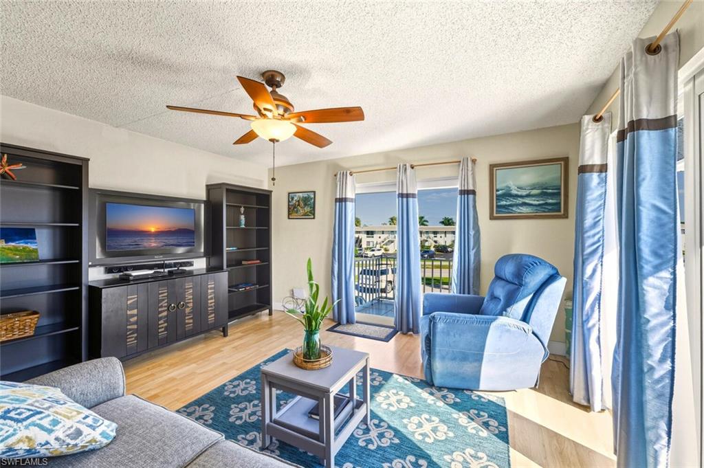 GLADES COUNTRY CLUB - Residential