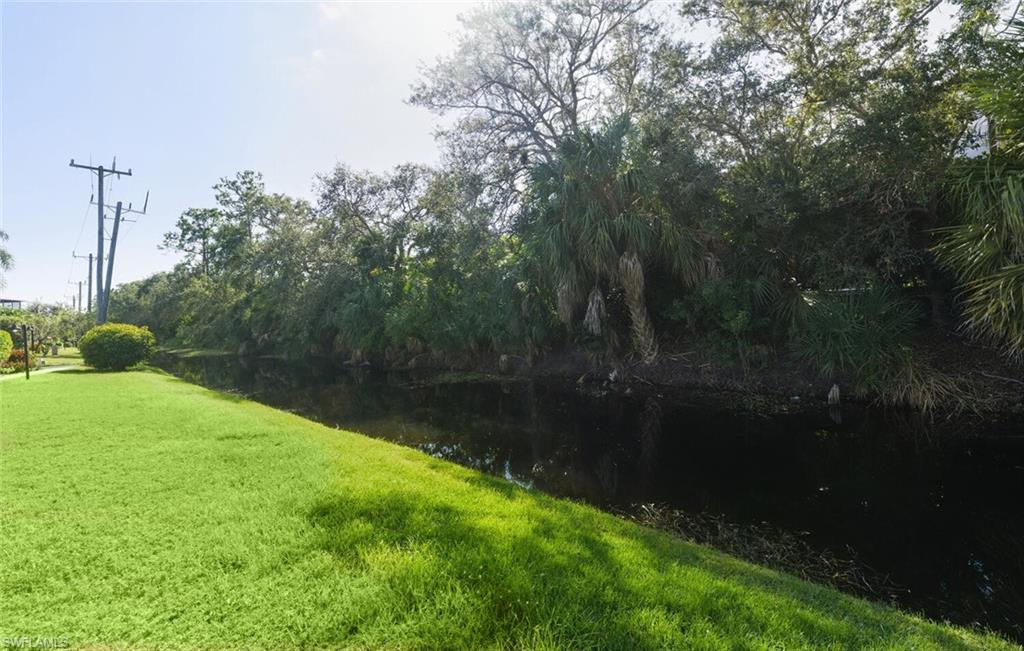 GLADES COUNTRY CLUB - Residential