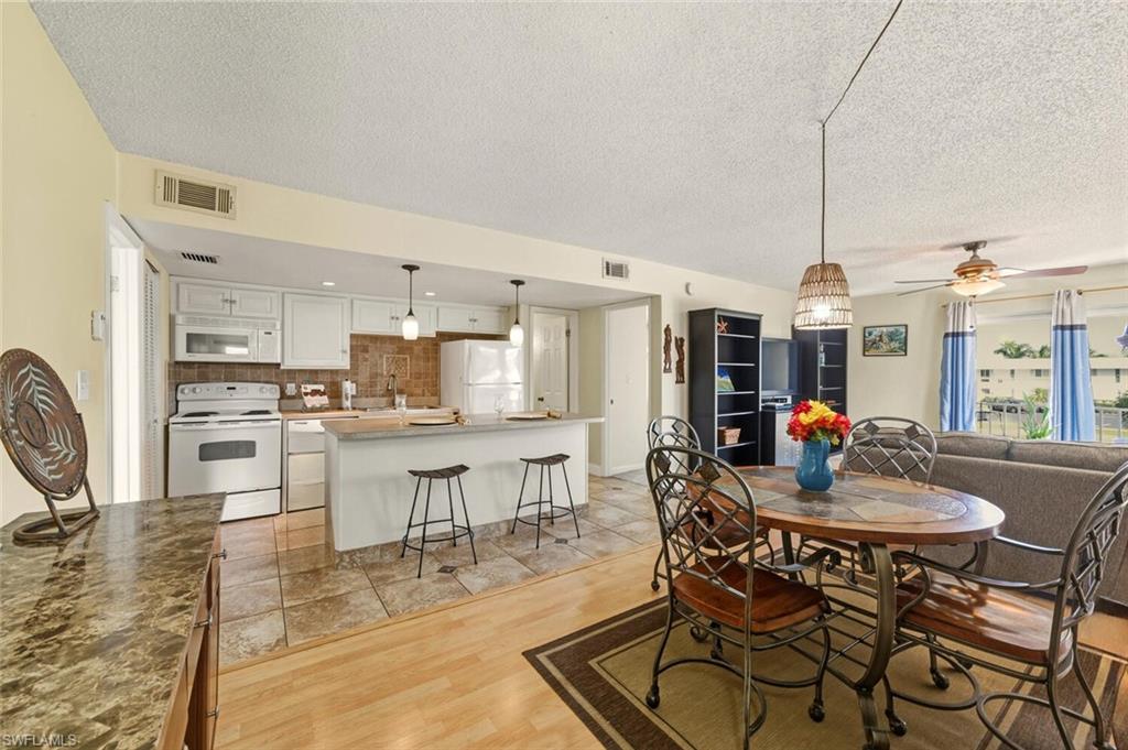 GLADES COUNTRY CLUB - Residential