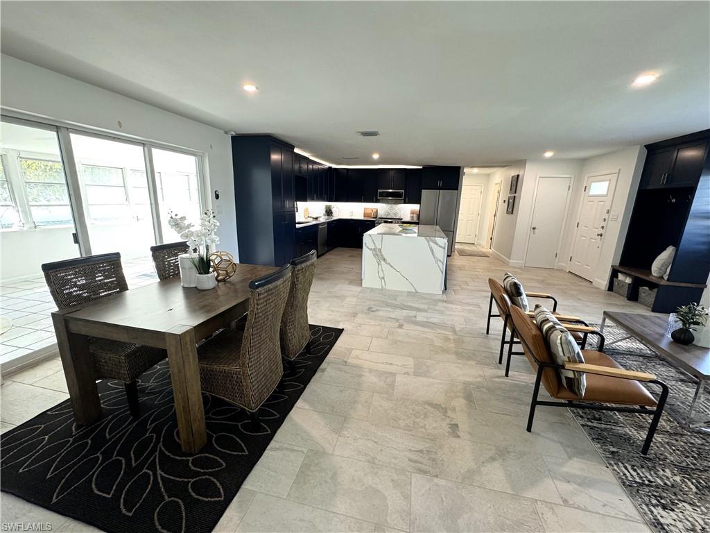 131 Coral Vine DR
