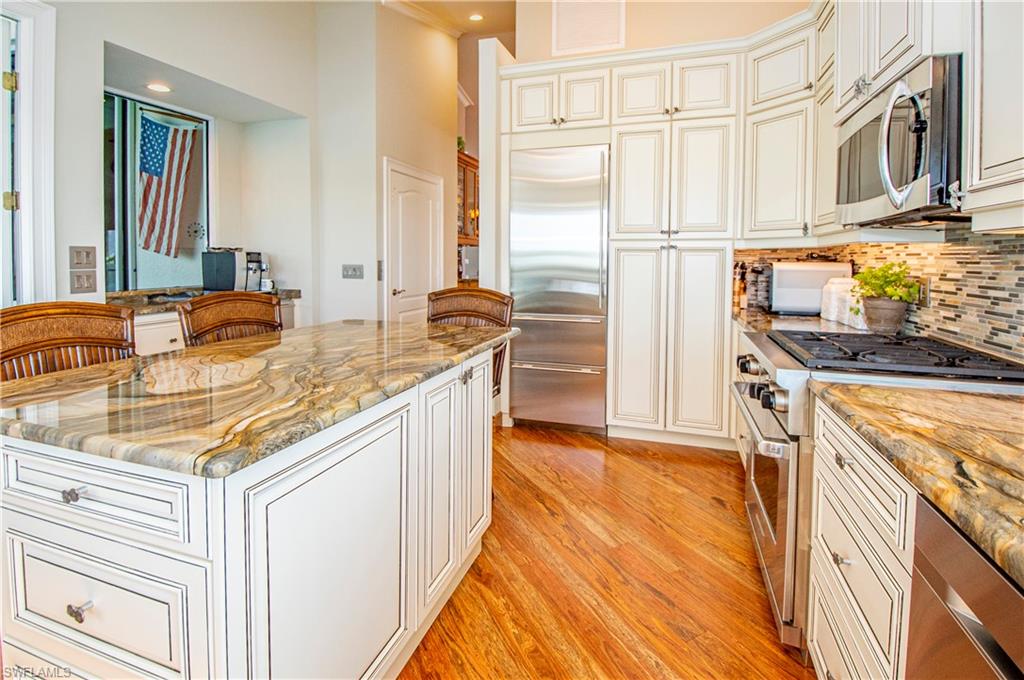 ISLES OF CAPRI - Residential