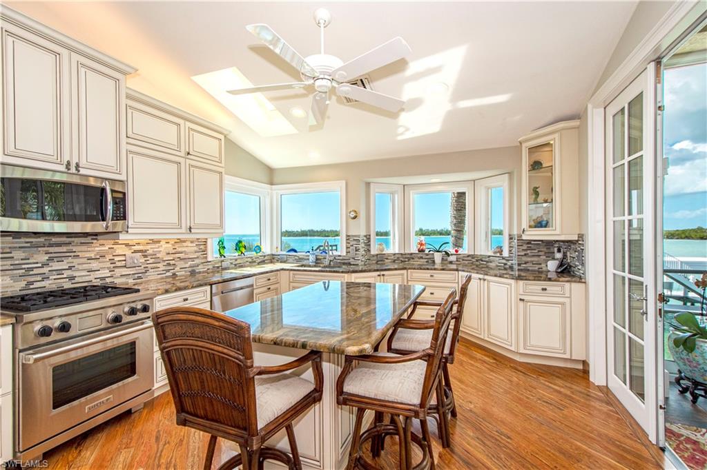 ISLES OF CAPRI - Residential