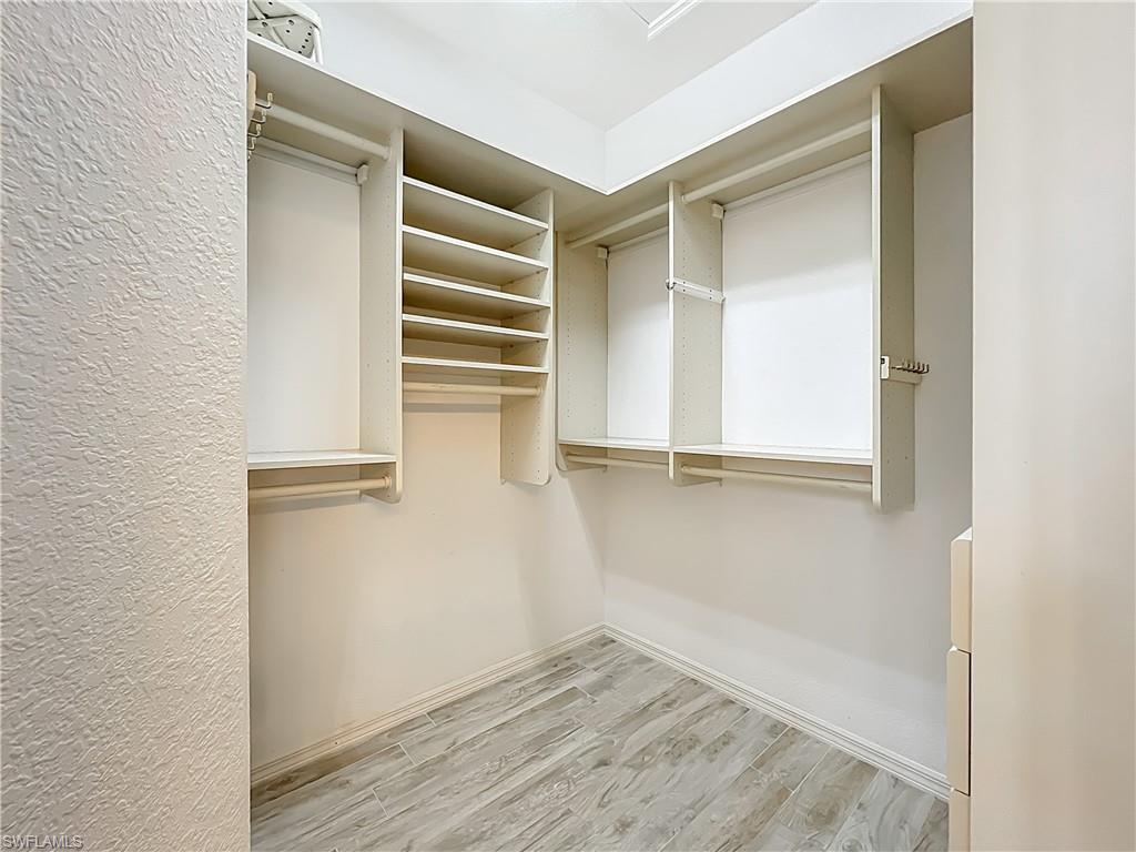 DEL VERA COUNTRY CLUB - Residential