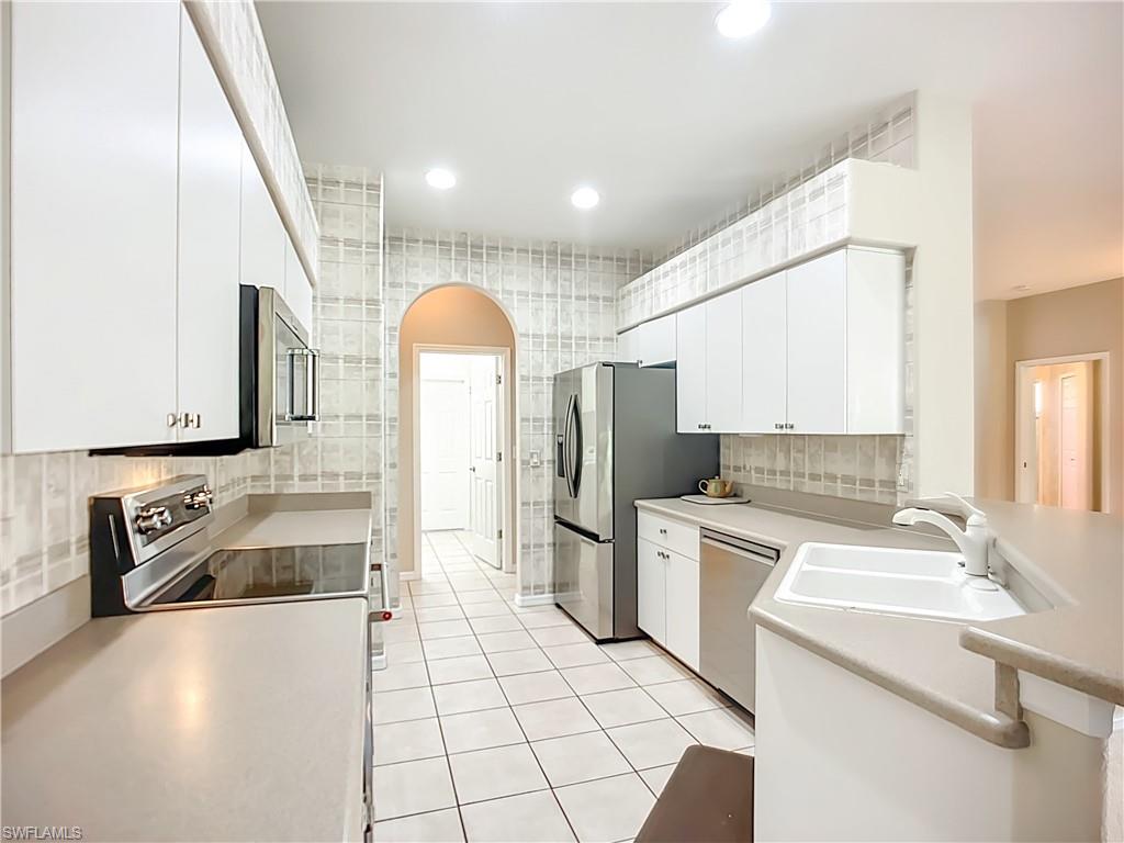 DEL VERA COUNTRY CLUB - Residential