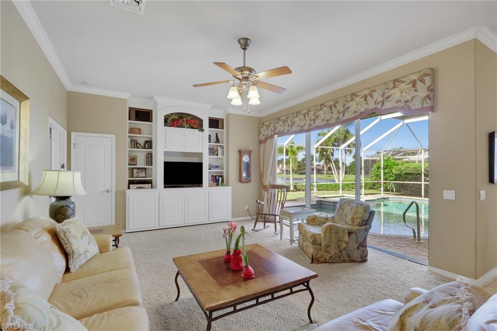 LONGSHORE LAKE - Residential