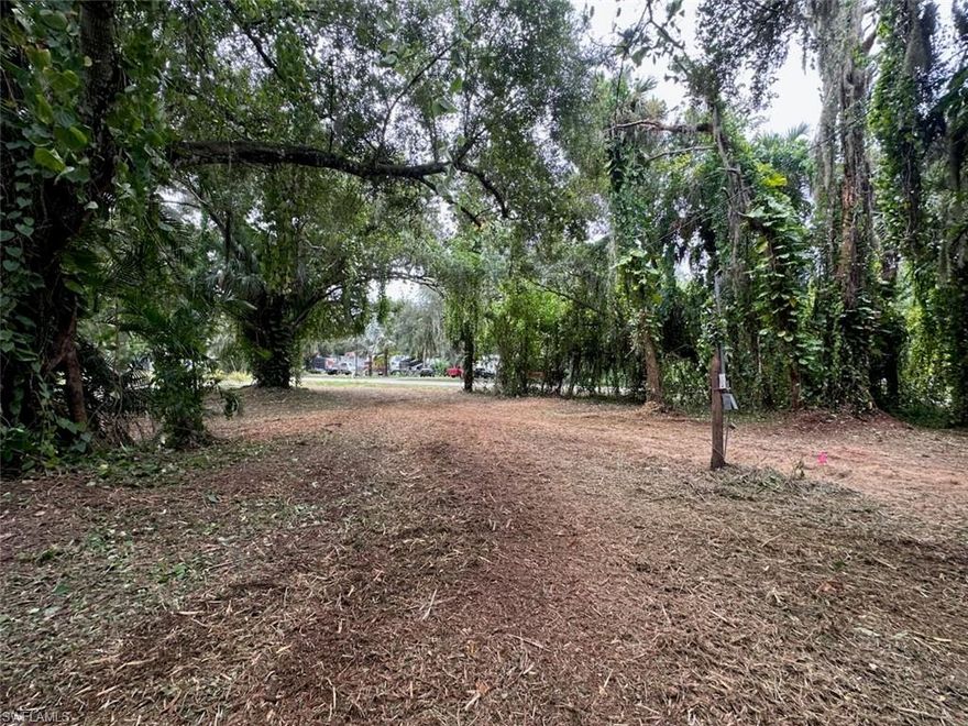 PRICE REDUCTION ON 2.27 acres in Immokalee, the property already has electric & water on it.   The location is on the way to Lake Trafford Rd. which offers great fishing, yet close to shopping, banking, restaurants, and the airport.  Beautiful Immokalee is conveniently located to Naples, Ft. Myers, Labelle and Lehigh Acres.