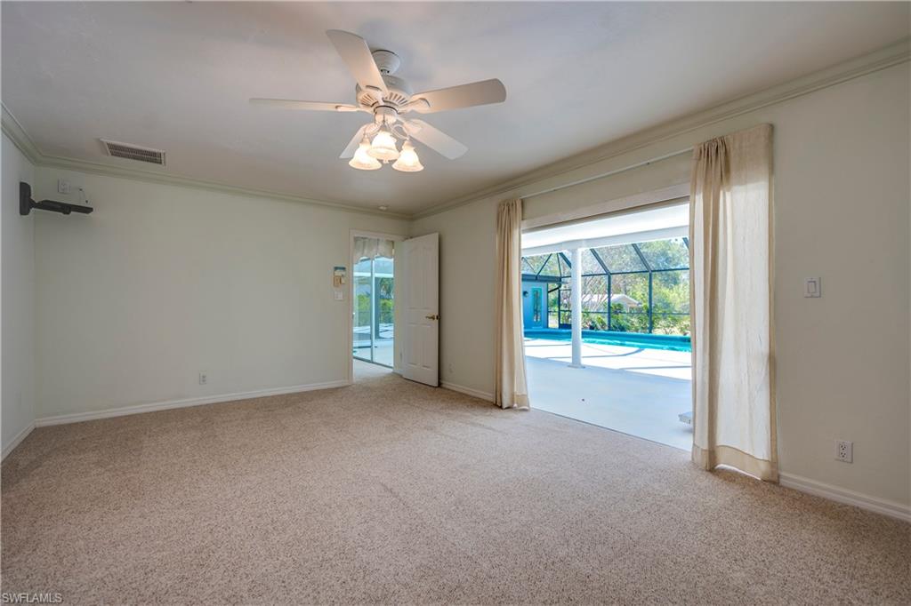 LIVINGSTON WOODS - Residential