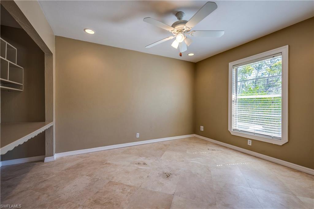 LIVINGSTON WOODS - Residential