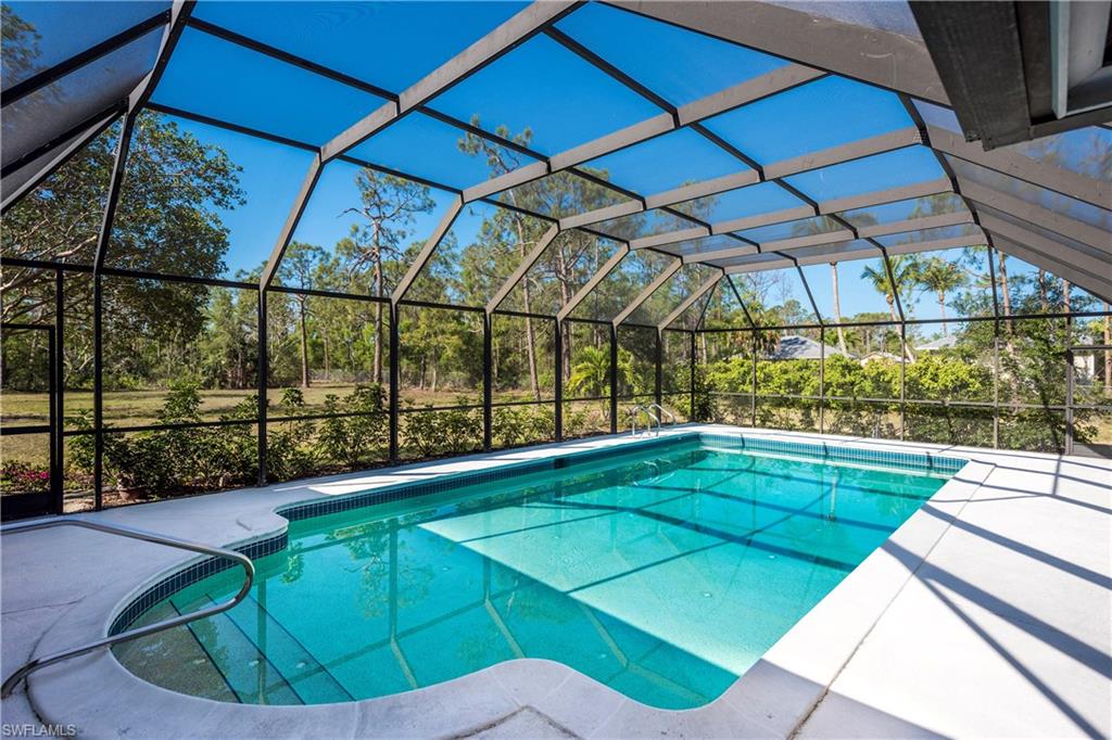 LIVINGSTON WOODS - Residential