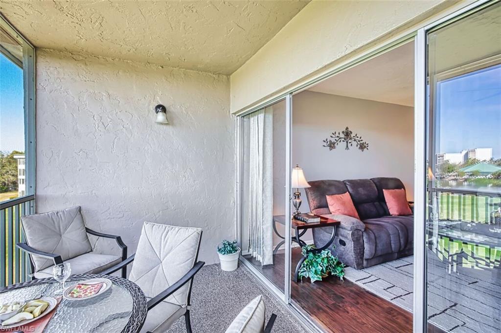 SEVEN LAKES - Residential