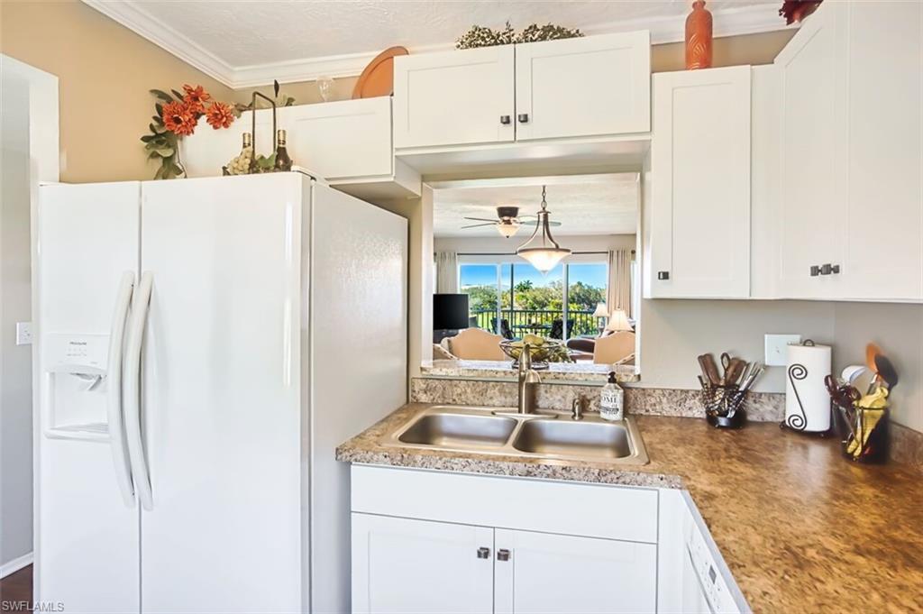 SEVEN LAKES - Residential