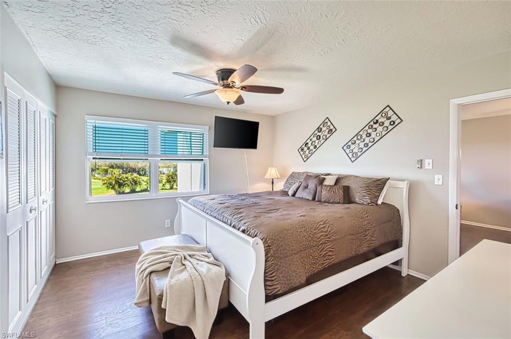 SEVEN LAKES - Residential