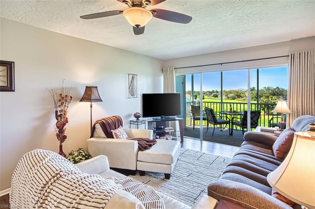 SEVEN LAKES - Residential