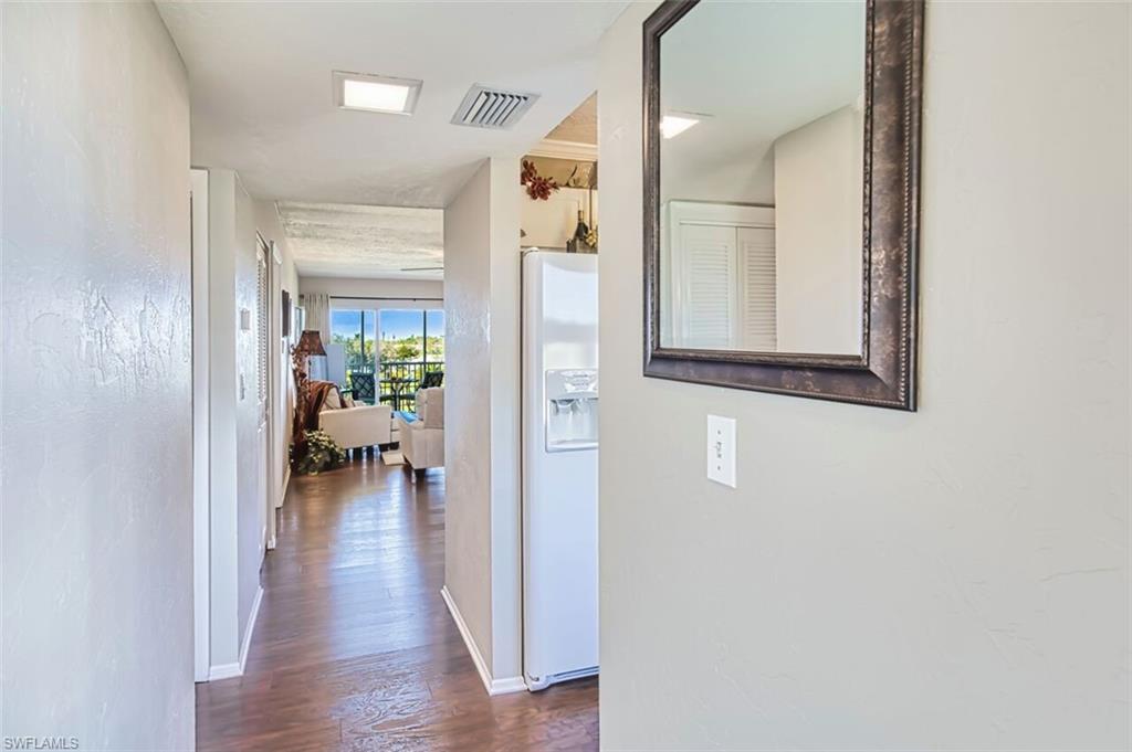 SEVEN LAKES - Residential