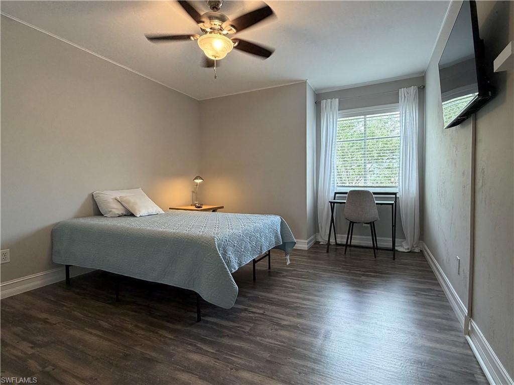 LAKESIDE CARRIAGE HOMES - Residential Lease