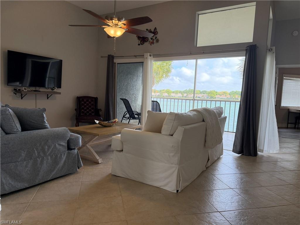 LAKESIDE CARRIAGE HOMES - Residential Lease