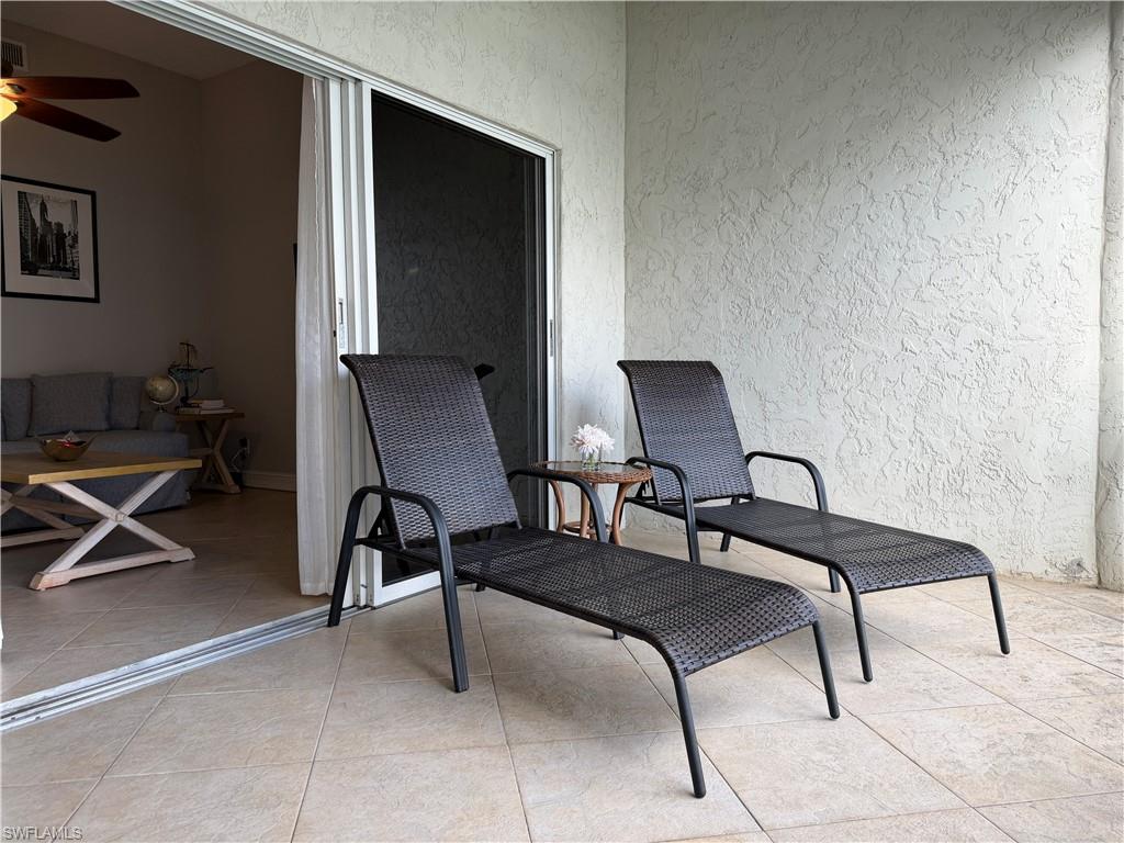 LAKESIDE CARRIAGE HOMES - Residential Lease