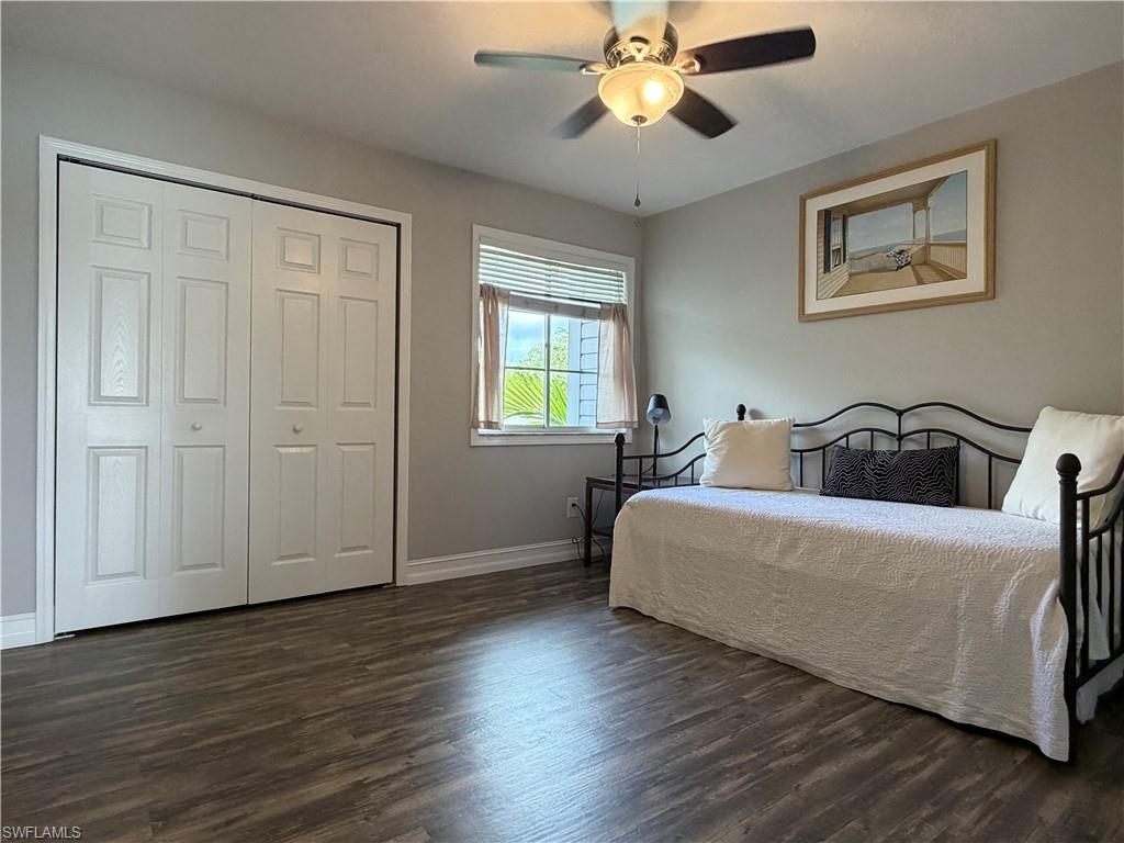 LAKESIDE CARRIAGE HOMES - Residential Lease