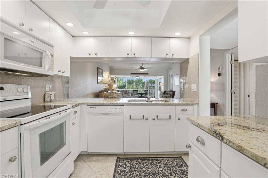 VILLAGE ON COURT SIDE - Residential