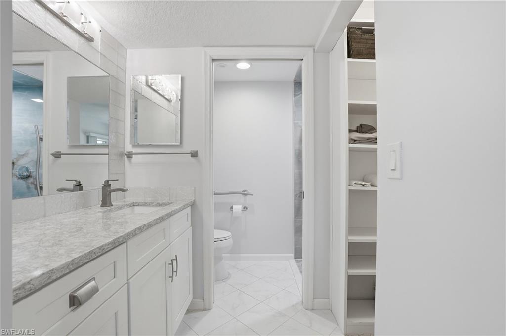 VILLAGE ON COURT SIDE - Residential