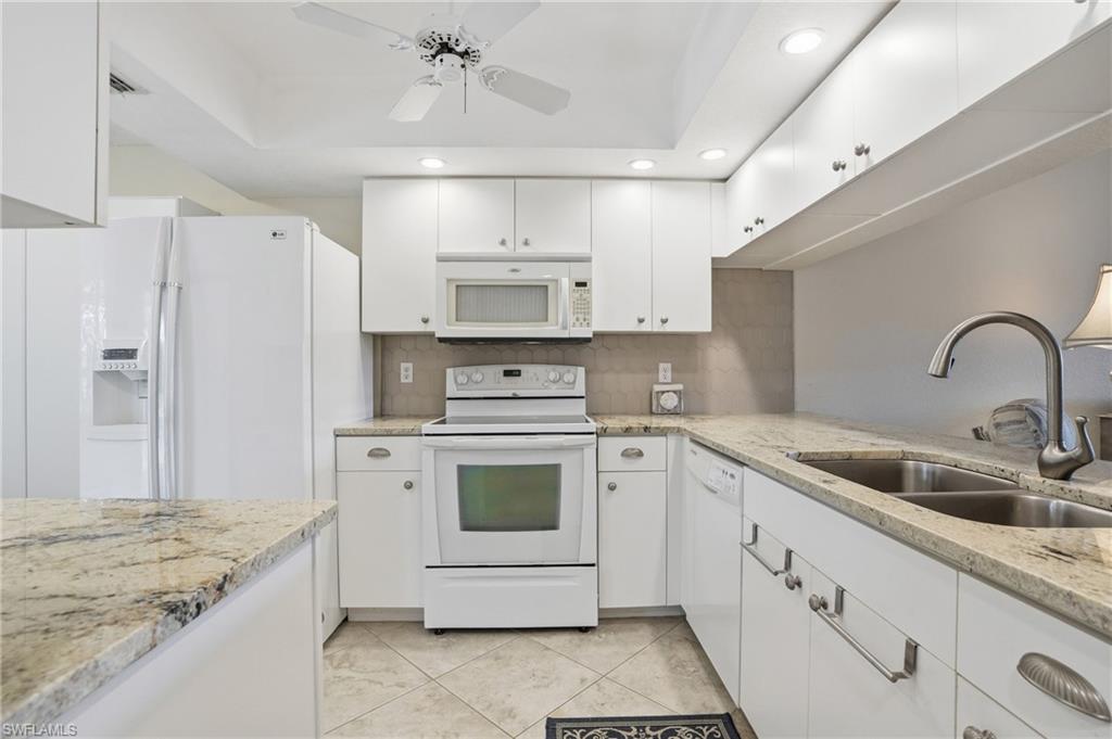 VILLAGE ON COURT SIDE - Residential