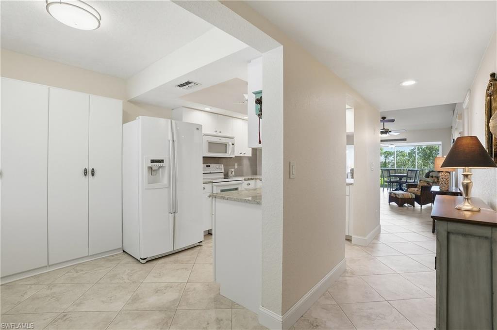 VILLAGE ON COURT SIDE - Residential