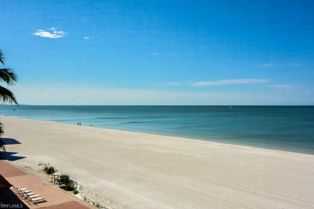 DOLPHIN WAY - Residential