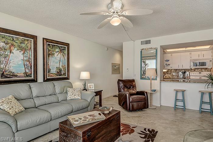 DOLPHIN WAY - Residential