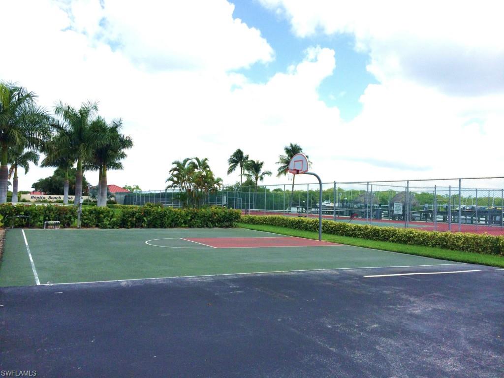 DOLPHIN WAY - Residential