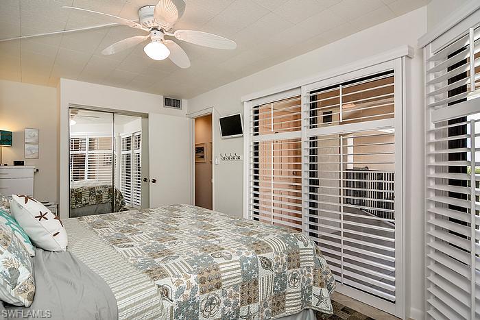 DOLPHIN WAY - Residential