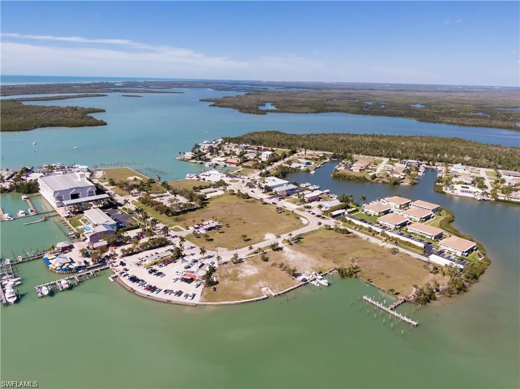 ISLES OF CAPRI - Commercial Sale