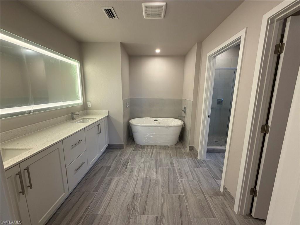 PORTOFINO - Residential Lease