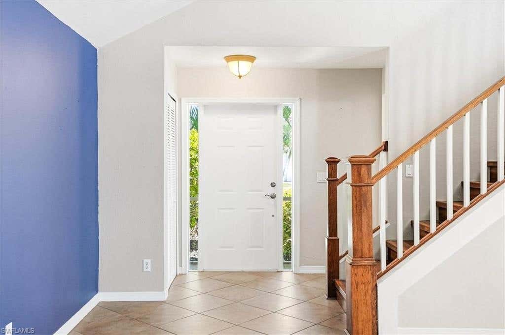 Photo of 1268 Jardin DR, NAPLES, FL 34104 (MLS # 226022079)