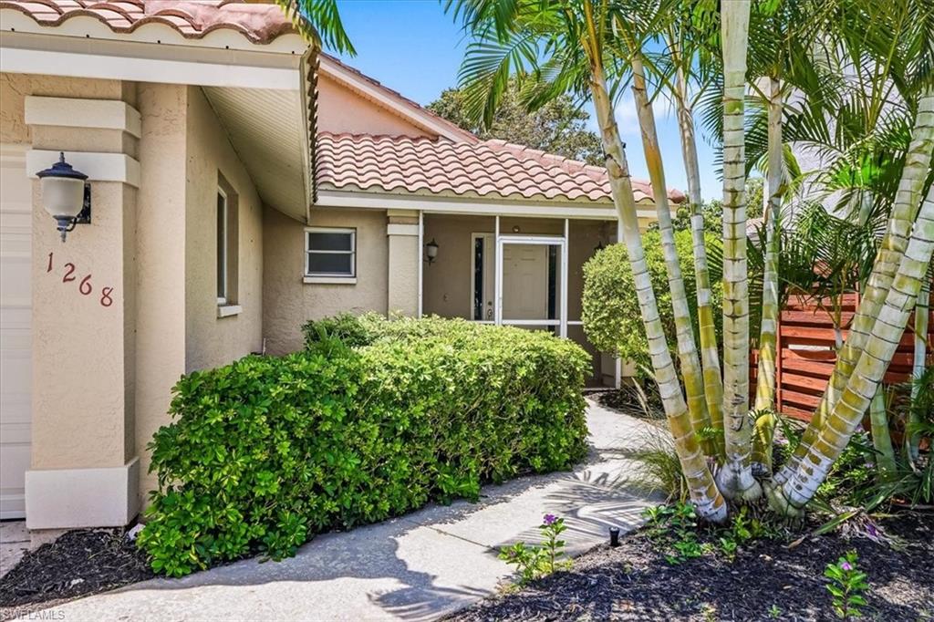 Photo of 1268 Jardin DR, NAPLES, FL 34104 (MLS # 226022079)
