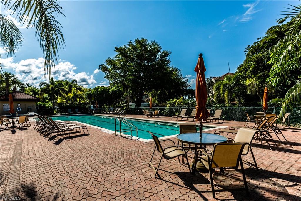 600 LA PENINSULA - Residential