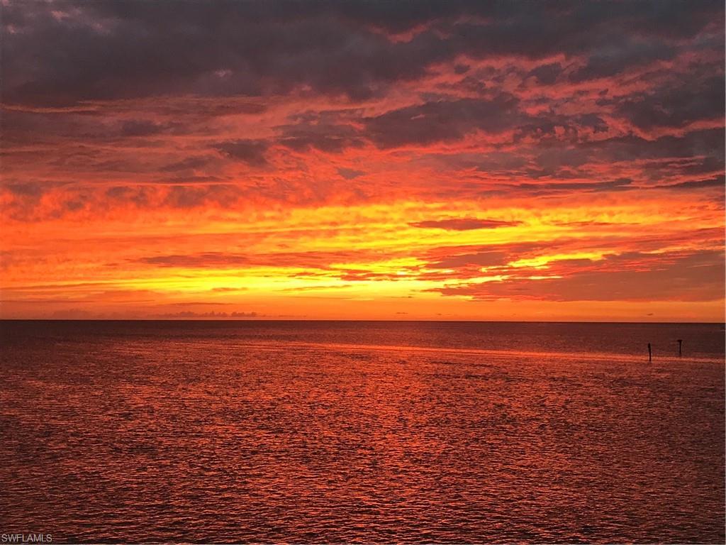 600 LA PENINSULA - Residential