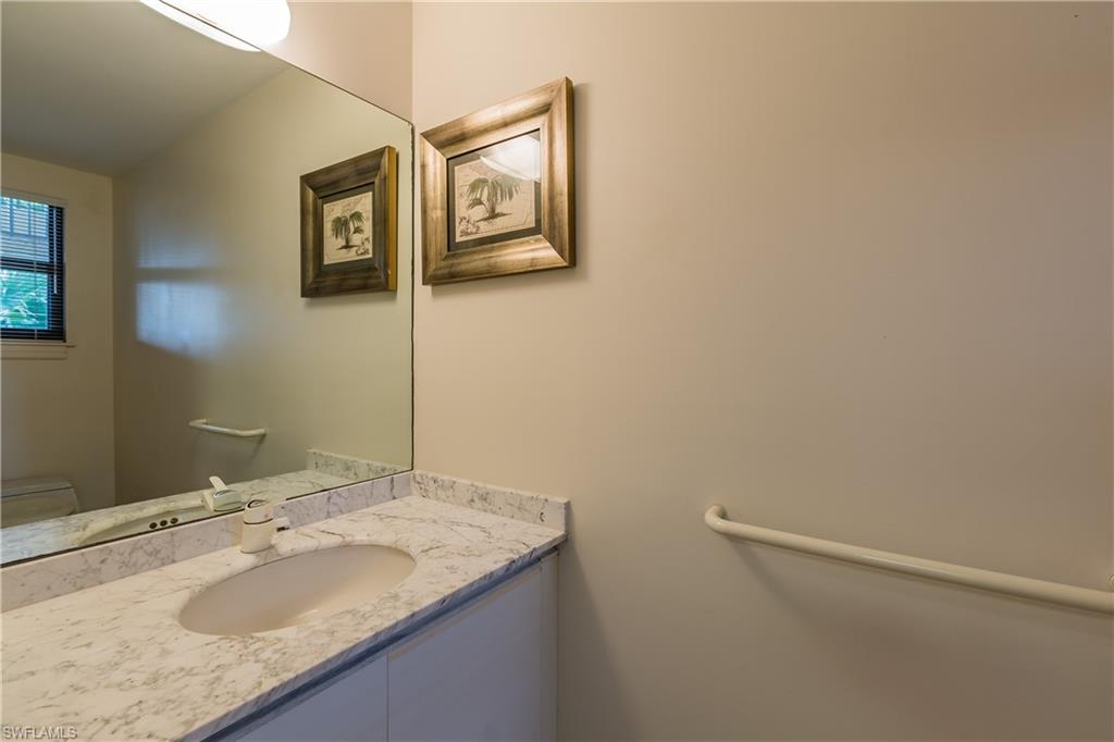 600 LA PENINSULA - Residential