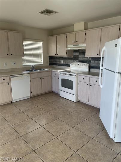 CAPE CORAL - Residential Lease
