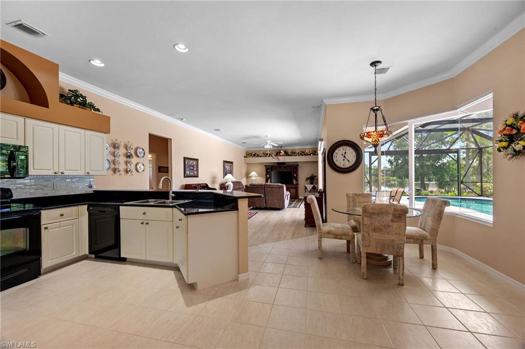 CROSS CREEK ESTATES - Residential